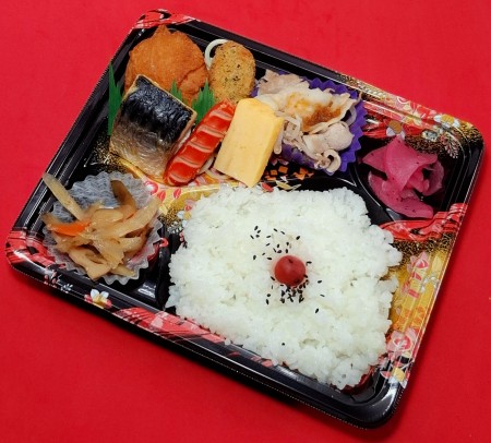 おてがる和風弁当　1,019円(税抜)